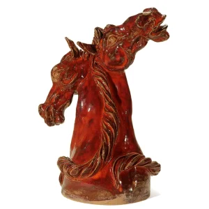 cavalli rossi in ceramica scultura, red horses in pottery sculpture