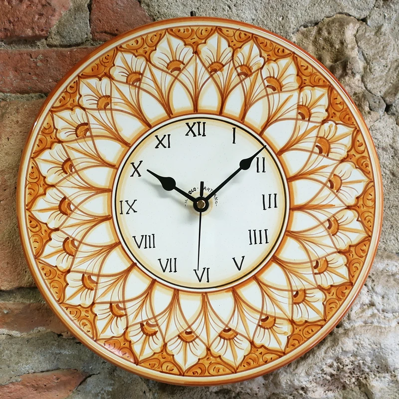 orologio terra di siena da parete in ceramica dipinto a mano in toscana, hand painted rounded clock in ceramic
